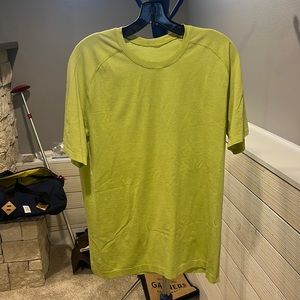 Men’s Lulu Athletic Shirt